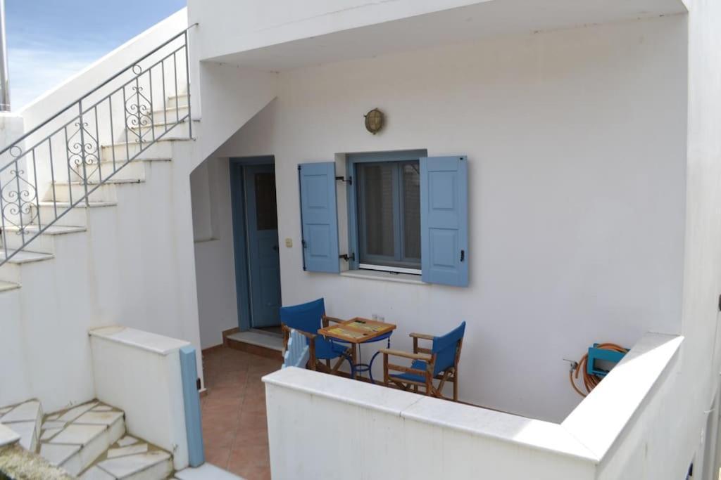 Villa Blue House Koronos Exterior foto